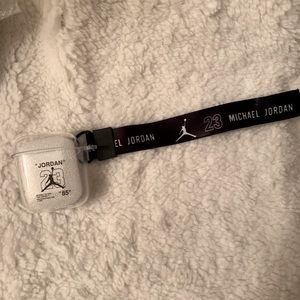 Nike OFF-WHITE Airpod case Air Jordan keychain C